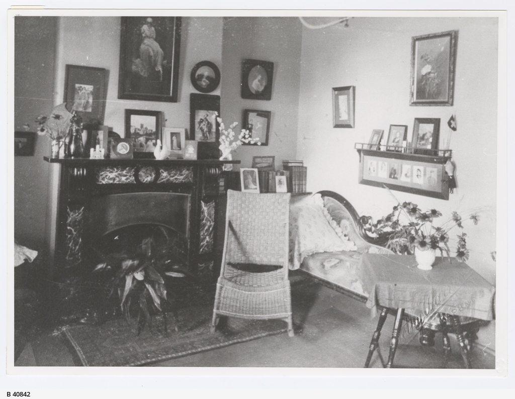 Residence, Kapunda • Photograph • State Library of South Australia