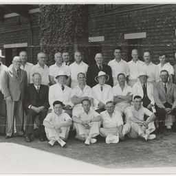 Tom Playford with cricket team