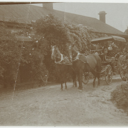 The Ashby family trap (surrey) in Wittunga farm house driveway