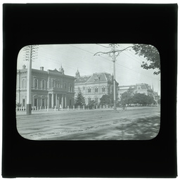 Development of Adelaide 1839-1914: series of lantern slides.