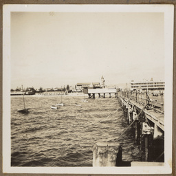 Glenelg jetty.