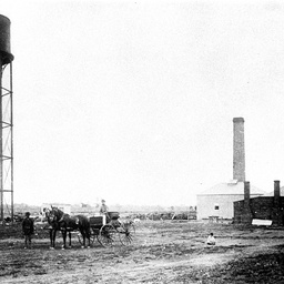 Pumping station and water tower near Wilcannia