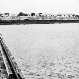 Distant view of Kingston from the long jetty