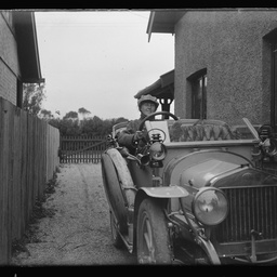 Collection of photographs taken around Adelaide by Theo Bachmann