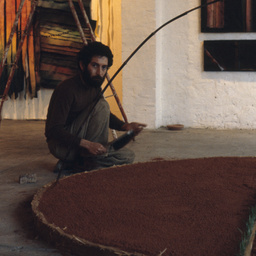 Hossein Valamanesh.