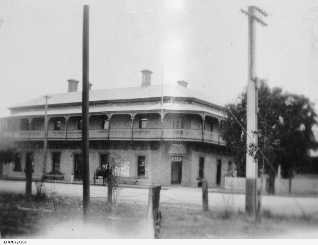 Grand Junction Hotel, Quorn • Photograph • State Library of South Australia