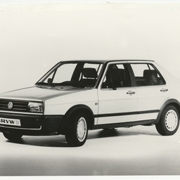 Photographs relating to Messenger Press : cars