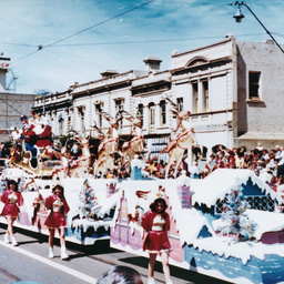 John Martin's Christmas pageant : Father Christmas