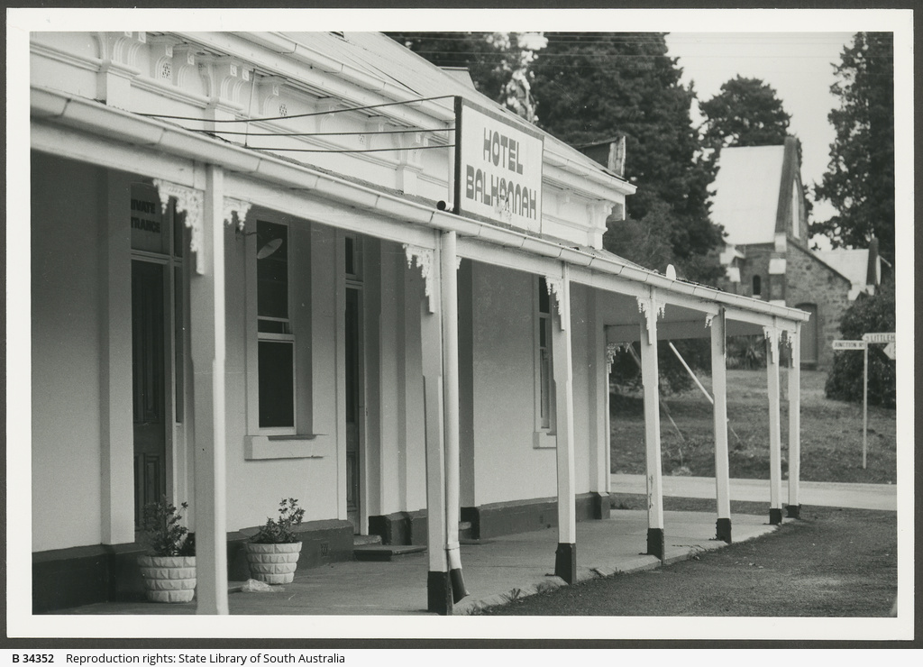 Hotel Balhannah • Photograph • State Library of South Australia