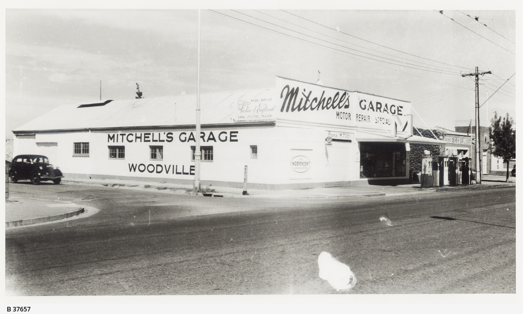 Mitchell's Garage, Woodville • Photograph • State Library of South