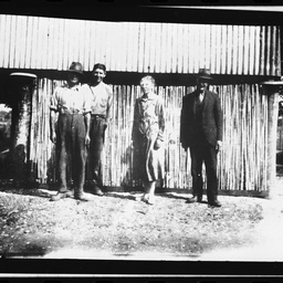 Harold Shepherdson's family on holiday in Milingimbi