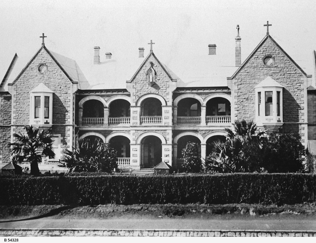 Mount Gambier convent • Photograph • State Library of South Australia