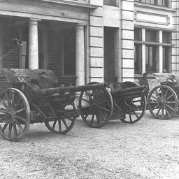 Keswick Hospital : Captured guns