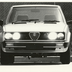 Photographs relating to Messenger Press : cars