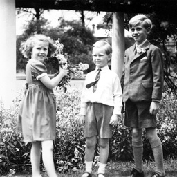 Visit of Baroness Darvina D'Arcy Deknayth to Government House