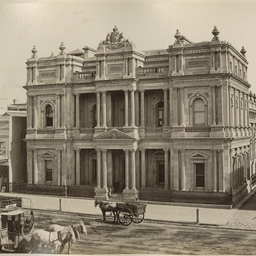 Adelaide and the Adelaide Hills: album of views