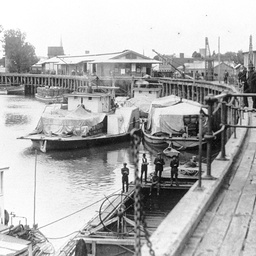 Shipping at Echuca Wharf with covered cargo