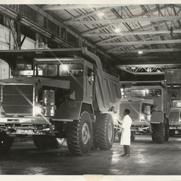 Photographs relating to Messenger Press : cars
