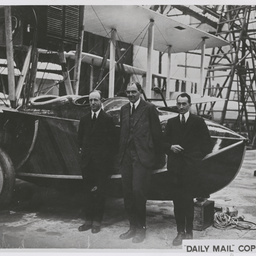 Ross Smith, James Bennet and Pierson with Vickers Viking.