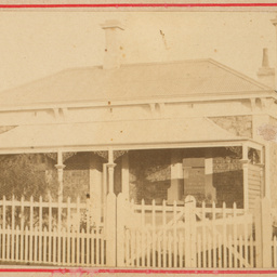 National Bank, Redhill