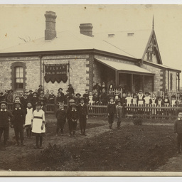 Papers relating to Fulham School
