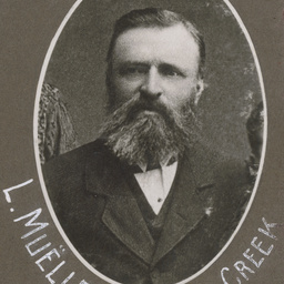 S.A. Northern Pioneers: L. Mueller