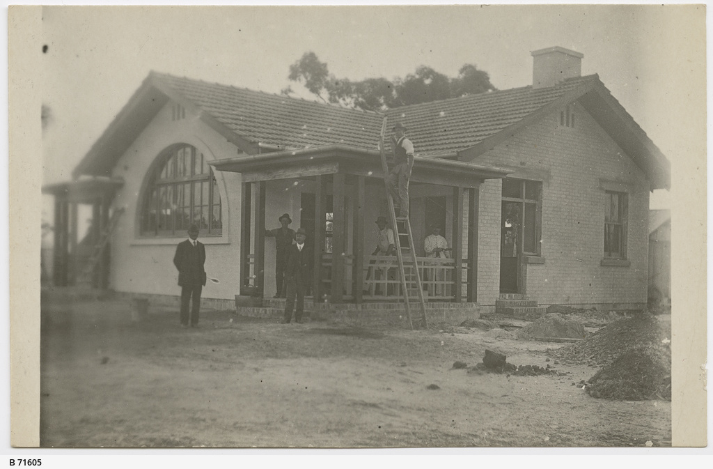 Blackwood Post Office • Photograph • State Library of South Australia