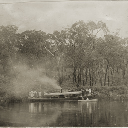 First steamboat on the Glenelg River