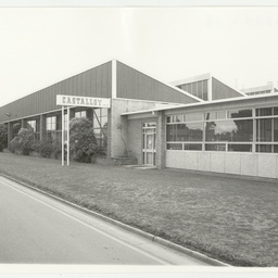 Photographs relating to Messenger Press : other buildings