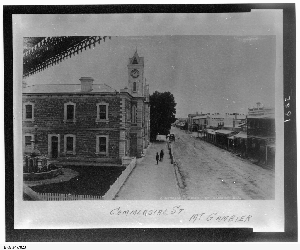 Commercial Street Mount Gambier • Photograph • State Library of South