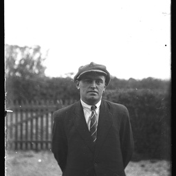 Collection of photographs taken around Adelaide by Theo Bachmann