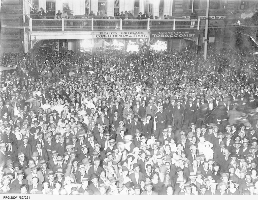 New Year's Eve crowd in Adelaide • Photograph • State Library of South