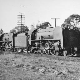 Railway transport: 620 class