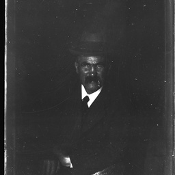 Collection of photographs taken around Adelaide by Theo Bachmann