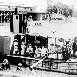 The maiden voyage of P.S. Eric at Echuca