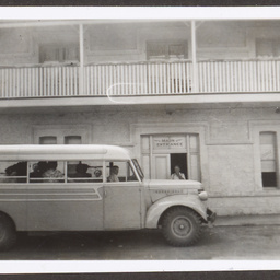 Bonds bus outside Wonoka Hotel.