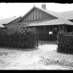 Collection of photographs taken around Adelaide by Theo Bachmann