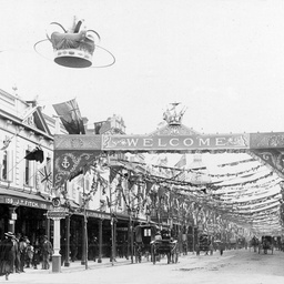 The Royal Visit : Rundle Street