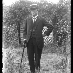 Collection of photographs taken around Adelaide by Theo Bachmann