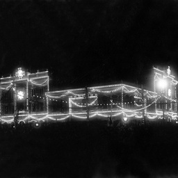 The Royal Visit : Illuminations
