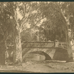 Keystone Bridge, Mitcham