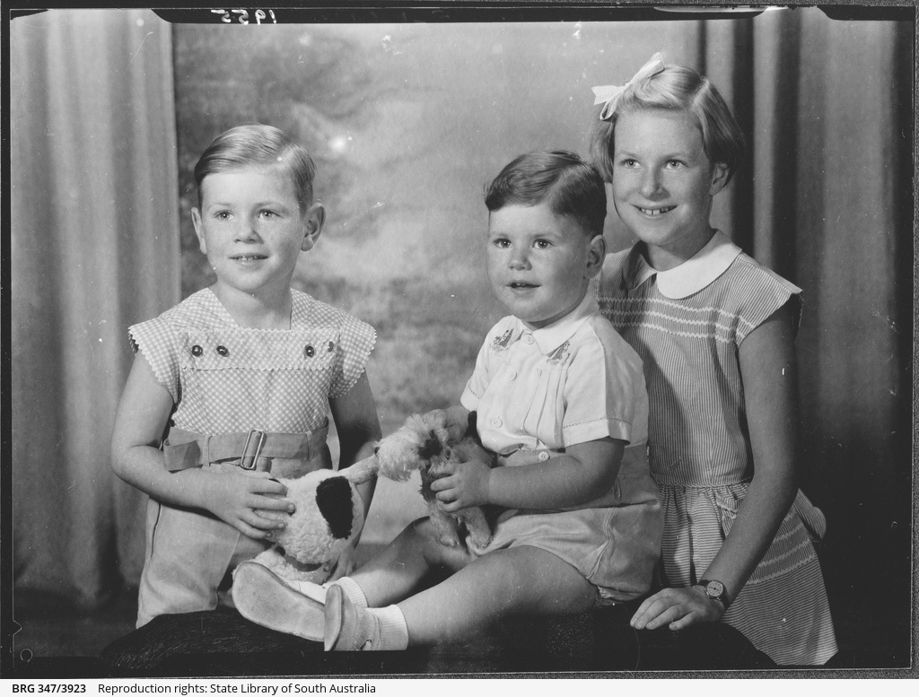 L.T. Flint • Photograph • State Library of South Australia