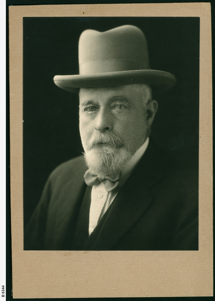 James Sadler • Photograph • State Library of South Australia