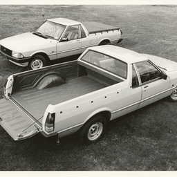 Photographs relating to Messenger Press : cars