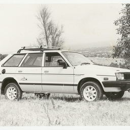 Photographs relating to Messenger Press : cars