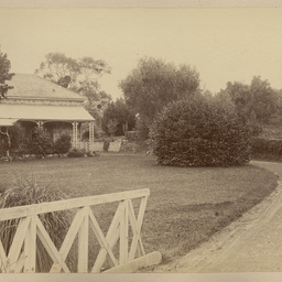 Robert Davenport family album