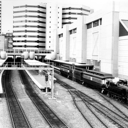 Restored F251 train leaving Adelaide Railway Station