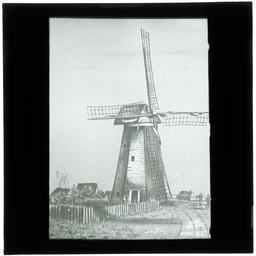 Development of Adelaide 1839-1914: series of lantern slides.