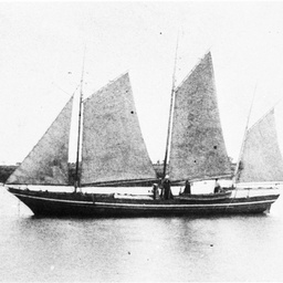 Ponkaree schooner at Milang