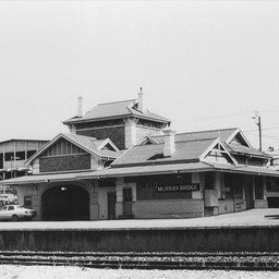 Murray Bridge Railway Station